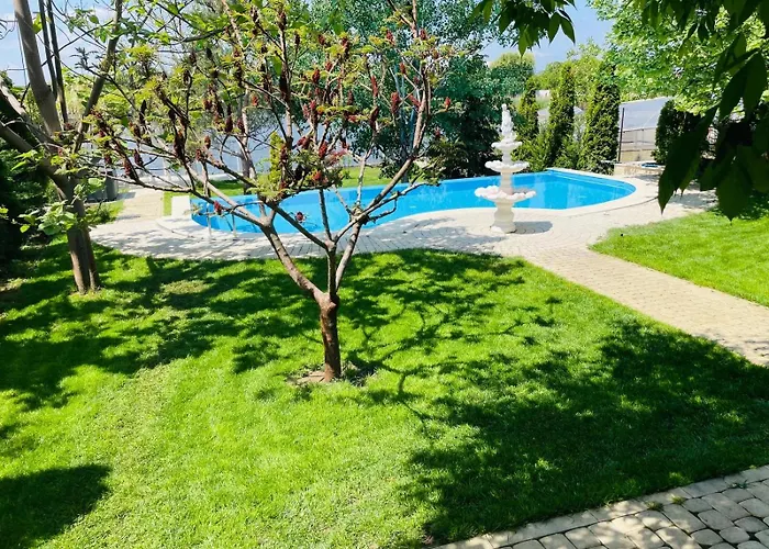 Therme - Corbeanca By The Lake Luxury Villa